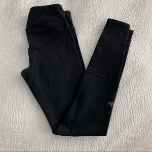 Alo Yoga Airbrush Black Leggings